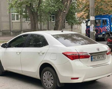 Білий Тойота Королла, об'ємом двигуна 1.3 л та пробігом 147 тис. км за 10500 $, фото 1 на Automoto.ua