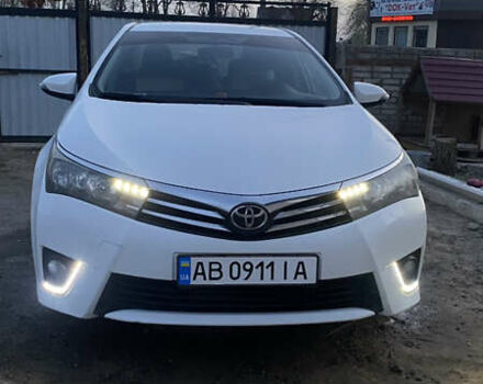 Белый Тойота Королла, объемом двигателя 1.33 л и пробегом 205 тыс. км за 9800 $, фото 1 на Automoto.ua