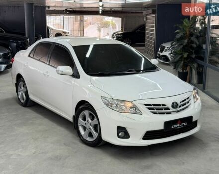 Белый Тойота Королла, объемом двигателя 1.36 л и пробегом 247 тыс. км за 10900 $, фото 1 на Automoto.ua