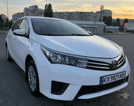 Белый Тойота Королла, объемом двигателя 1.33 л и пробегом 152 тыс. км за 9600 $, фото 1 на Automoto.ua