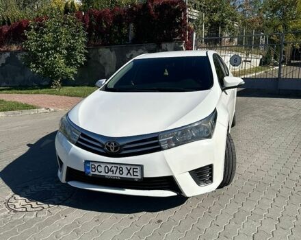 Белый Тойота Королла, объемом двигателя 1.3 л и пробегом 121 тыс. км за 9800 $, фото 1 на Automoto.ua
