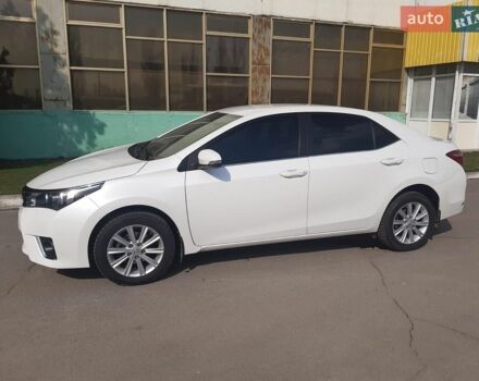 Белый Тойота Королла, объемом двигателя 1.6 л и пробегом 240 тыс. км за 11000 $, фото 1 на Automoto.ua