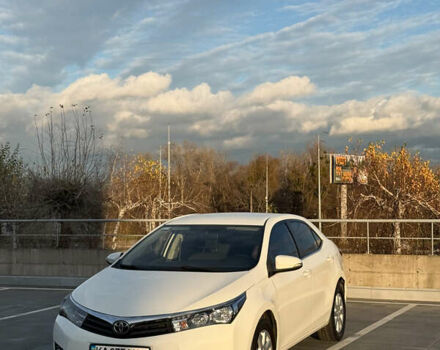 Білий Тойота Королла, об'ємом двигуна 1.6 л та пробігом 183 тис. км за 9890 $, фото 1 на Automoto.ua