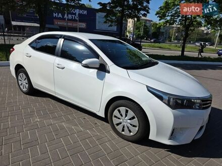 Белый Тойота Королла, объемом двигателя 1.33 л и пробегом 236 тыс. км за 7800 $, фото 1 на Automoto.ua