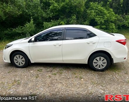 Білий Тойота Королла, об'ємом двигуна 1.6 л та пробігом 141 тис. км за 9800 $, фото 1 на Automoto.ua