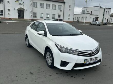 Белый Тойота Королла, объемом двигателя 1.6 л и пробегом 145 тыс. км за 12500 $, фото 1 на Automoto.ua