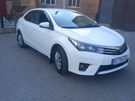 Тойота Королла 2014 в Хмельницком на Automoto.ua Белый Тойота Королла, объемом двигателя 1.3 л и пробегом 189 тыс. км за 8900 $, фото 1 на Automoto.ua