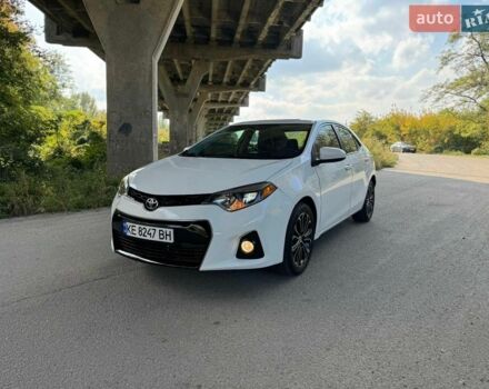 Белый Тойота Королла, объемом двигателя 1.8 л и пробегом 120 тыс. км за 8999 $, фото 1 на Automoto.ua