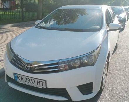 Белый Тойота Королла, объемом двигателя 1.33 л и пробегом 320 тыс. км за 7000 $, фото 1 на Automoto.ua