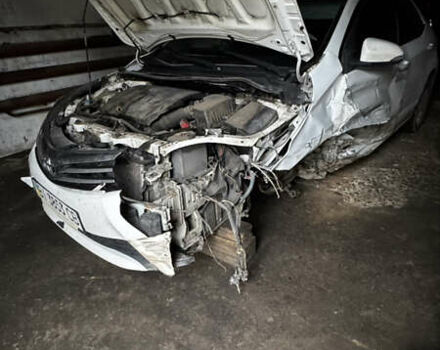 Белый Тойота Королла, объемом двигателя 1.6 л и пробегом 550 тыс. км за 3700 $, фото 1 на Automoto.ua