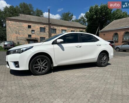 Белый Тойота Королла, объемом двигателя 1.6 л и пробегом 122 тыс. км за 13700 $, фото 1 на Automoto.ua