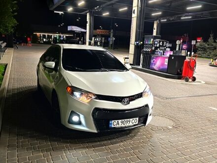 Білий Тойота Королла, об'ємом двигуна 1.8 л та пробігом 300 тис. км за 8900 $, фото 1 на Automoto.ua