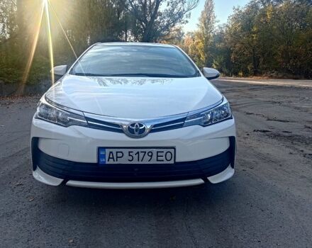 Тойота Королла 2016 в Запорожье на Automoto.ua Белый Тойота Королла, объемом двигателя 1.6 л и пробегом 203 тыс. км за 10000 $, фото 1 на Automoto.ua