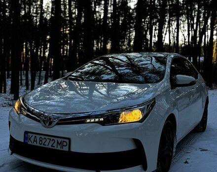 Белый Тойота Королла, объемом двигателя 1.6 л и пробегом 177 тыс. км за 11000 $, фото 1 на Automoto.ua