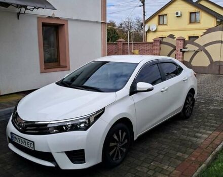 Белый Тойота Королла, объемом двигателя 1.33 л и пробегом 27 тыс. км за 13500 $, фото 1 на Automoto.ua