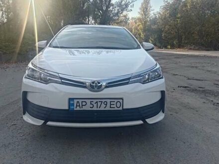 Тойота Королла 2016 у Запоріжжя на Automoto.ua Білий Тойота Королла, об'ємом двигуна 1.6 л та пробігом 203 тис. км за 10000 $, фото 1 на Automoto.ua