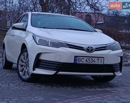 Белый Тойота Королла, объемом двигателя 1.6 л и пробегом 196 тыс. км за 5999 $, фото 1 на Automoto.ua