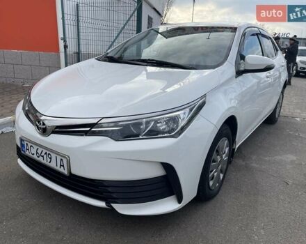 Белый Тойота Королла, объемом двигателя 1.6 л и пробегом 151 тыс. км за 13700 $, фото 1 на Automoto.ua
