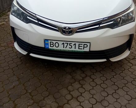 Білий Тойота Королла, об'ємом двигуна 1.6 л та пробігом 162 тис. км за 13300 $, фото 1 на Automoto.ua