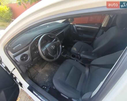 Білий Тойота Королла, об'ємом двигуна 1.33 л та пробігом 73 тис. км за 12200 $, фото 1 на Automoto.ua