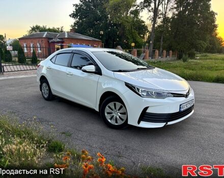Белый Тойота Королла, объемом двигателя 1.3 л и пробегом 191 тыс. км за 10300 $, фото 1 на Automoto.ua