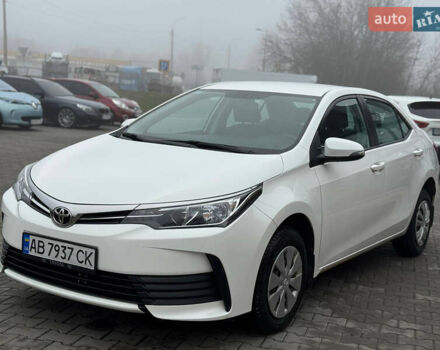 Белый Тойота Королла, объемом двигателя 1.6 л и пробегом 55 тыс. км за 13900 $, фото 1 на Automoto.ua