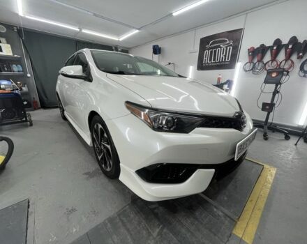 Білий Тойота Королла, об'ємом двигуна 1.8 л та пробігом 145 тис. км за 11500 $, фото 1 на Automoto.ua