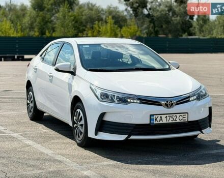 Белый Тойота Королла, объемом двигателя 1.6 л и пробегом 173 тыс. км за 10850 $, фото 1 на Automoto.ua