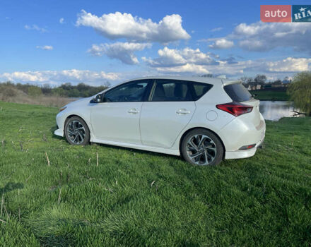 Білий Тойота Королла, об'ємом двигуна 1.8 л та пробігом 142 тис. км за 12500 $, фото 1 на Automoto.ua