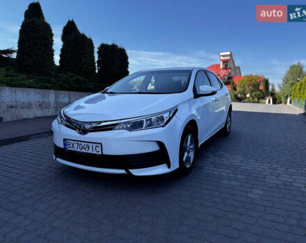 Белый Тойота Королла, объемом двигателя 1.33 л и пробегом 149 тыс. км за 8900 $, фото 1 на Automoto.ua
