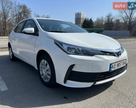 Белый Тойота Королла, объемом двигателя 1.6 л и пробегом 224 тыс. км за 11500 $, фото 1 на Automoto.ua
