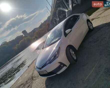 Белый Тойота Королла, объемом двигателя 1.6 л и пробегом 196 тыс. км за 14200 $, фото 1 на Automoto.ua