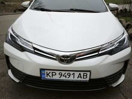 Белый Тойота Королла, объемом двигателя 1.6 л и пробегом 30 тыс. км за 17100 $, фото 1 на Automoto.ua