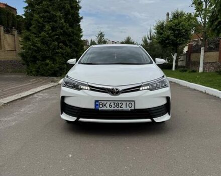 Білий Тойота Королла, об'ємом двигуна 1.33 л та пробігом 146 тис. км за 11450 $, фото 1 на Automoto.ua