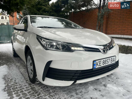 Белый Тойота Королла, объемом двигателя 1.6 л и пробегом 224 тыс. км за 11300 $, фото 1 на Automoto.ua