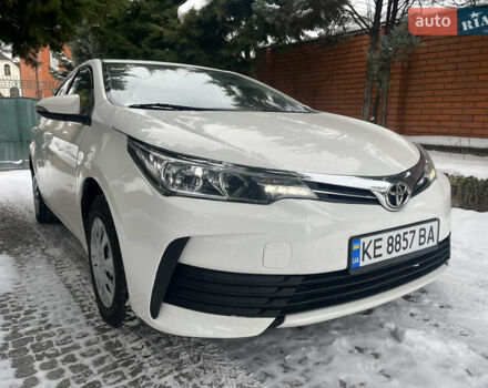 Белый Тойота Королла, объемом двигателя 1.6 л и пробегом 224 тыс. км за 11300 $, фото 1 на Automoto.ua