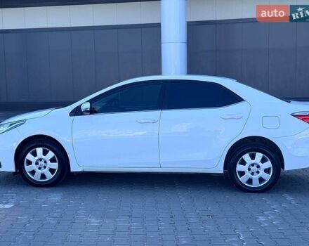 Белый Тойота Королла, объемом двигателя 1.6 л и пробегом 177 тыс. км за 12900 $, фото 1 на Automoto.ua