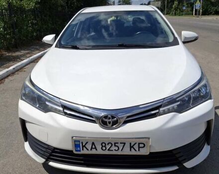 Белый Тойота Королла, объемом двигателя 1.6 л и пробегом 190 тыс. км за 10900 $, фото 1 на Automoto.ua