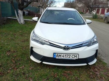 Белый Тойота Королла, объемом двигателя 1.33 л и пробегом 41 тыс. км за 12500 $, фото 1 на Automoto.ua