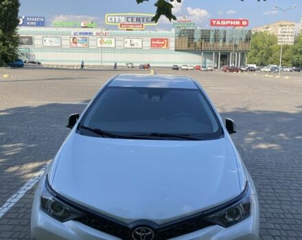 Белый Тойота Королла, объемом двигателя 1.8 л и пробегом 115 тыс. км за 13800 $, фото 1 на Automoto.ua