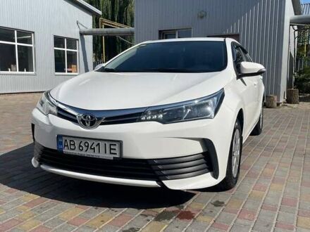 Белый Тойота Королла, объемом двигателя 1.6 л и пробегом 103 тыс. км за 13000 $, фото 1 на Automoto.ua