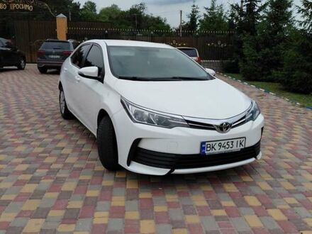 Белый Тойота Королла, объемом двигателя 1.6 л и пробегом 185 тыс. км за 14900 $, фото 1 на Automoto.ua