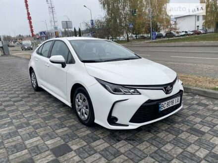 Тойота Королла 2019 в Хмельницком на Automoto.ua Белый Тойота Королла, объемом двигателя 1.6 л и пробегом 109 тыс. км за 14699 $, фото 1 на Automoto.ua