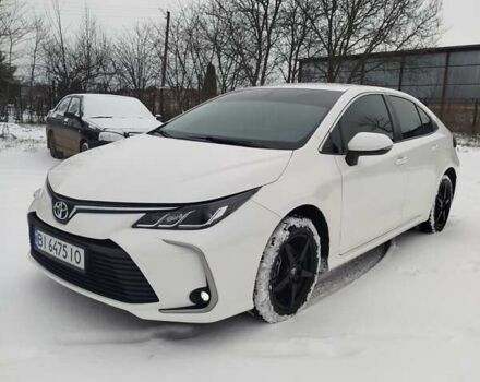 Белый Тойота Королла, объемом двигателя 1.6 л и пробегом 195 тыс. км за 15000 $, фото 1 на Automoto.ua