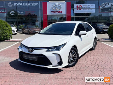 Тойота Королла 2019 в Хмельницком на Automoto.ua Белый Тойота Королла, объемом двигателя 1.6 л и пробегом 146 тыс. км за 14300 $, фото 1 на Automoto.ua