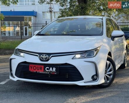 Белый Тойота Королла, объемом двигателя 1.6 л и пробегом 105 тыс. км за 15700 $, фото 1 на Automoto.ua