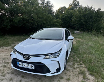 Білий Тойота Королла, об'ємом двигуна 1.6 л та пробігом 116 тис. км за 15500 $, фото 1 на Automoto.ua