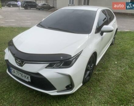 Белый Тойота Королла, объемом двигателя 1.6 л и пробегом 125 тыс. км за 13800 $, фото 1 на Automoto.ua