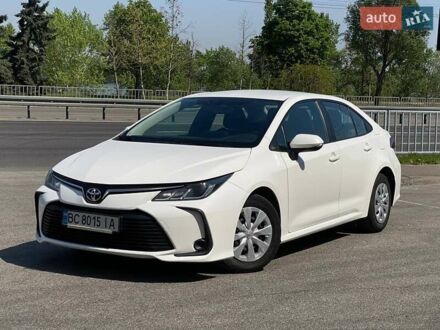 Тойота Королла 2019 у Дніпро (Дніпропетровську) на Automoto.ua Білий Тойота Королла, об'ємом двигуна 1.6 л та пробігом 123 тис. км за 14800 $, фото 1 на Automoto.ua