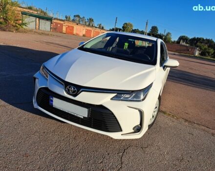 Белый Тойота Королла, объемом двигателя 0 л и пробегом 119 тыс. км за 15800 $, фото 1 на Automoto.ua